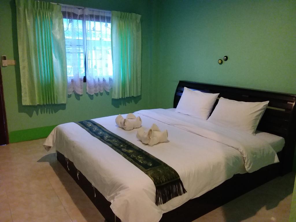 Paramee Inn Pai Bagian luar foto